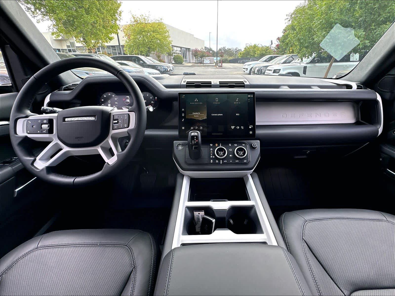 New 2026 Land Rover Defender 110 X-Dynamic SE AWD/4WD image 7
