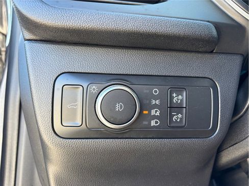 Used 2021 Ford Escape SEL image 32