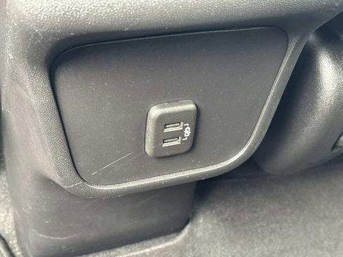 Used 2024 Chevrolet Equinox LT image 21