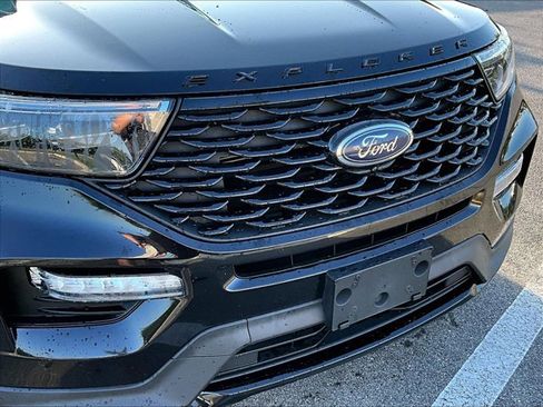 Used 2022 Ford Explorer ST-Line w/ Class IV Trailer Tow Package image 27