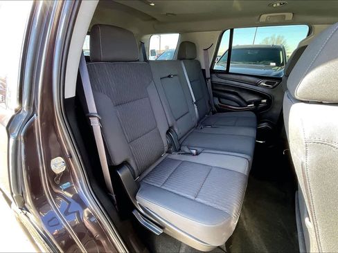 Used 2016 GMC Yukon SLE w/ HD Trailering Package image 18