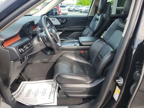 Certified 2023 Lincoln Aviator Reserve w/ Equipment Group 201A AWD/4WD image 4