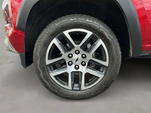 Used 2024 Chevrolet Colorado Z71 w/ Z71 Convenience Package 2 AWD/4WD image 21
