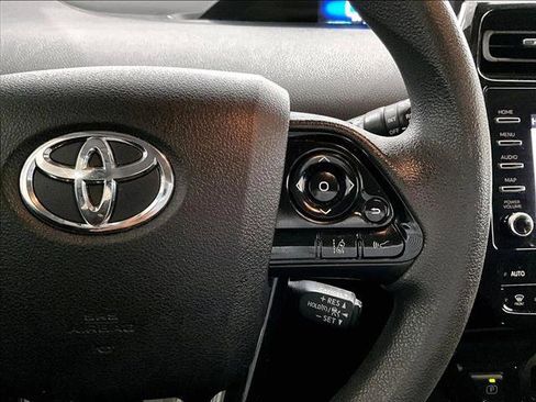 Used 2021 Toyota Prius LE FWD image 21