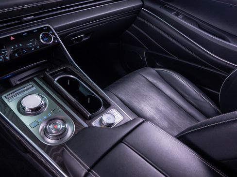 Used 2024 Genesis GV80 3.5T image 29