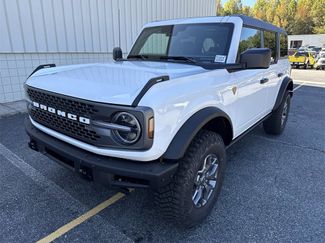 New 2025 Ford Bronco Badlands video 3