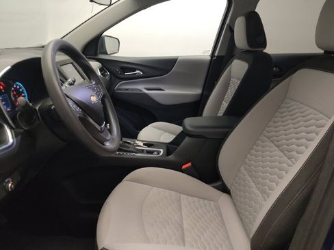 Used 2021 Chevrolet Equinox LT image 17