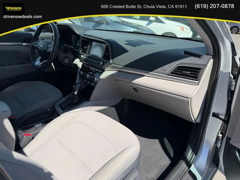 Used 2020 Hyundai Elantra SEL FWD image 10