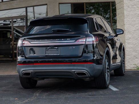 Used 2019 Lincoln Nautilus Reserve FWD image 3