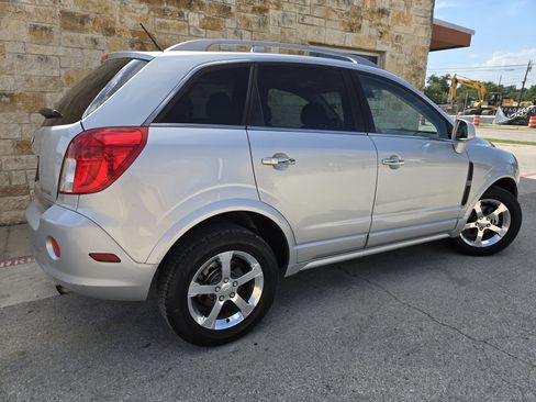 Used 2013 Chevrolet Captiva Sport LT FWD image 20