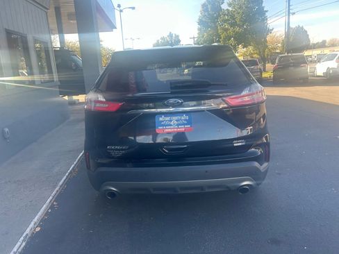 Used 2020 Ford Edge SEL image 28