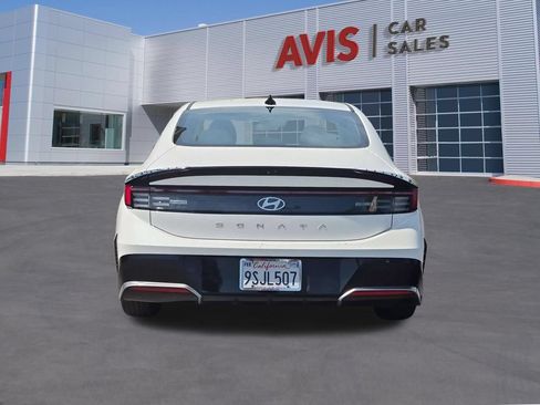 Used 2025 Hyundai Sonata SEL FWD image 7