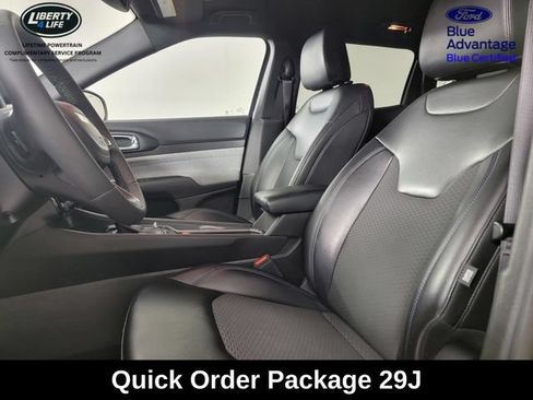 Used 2023 Jeep Compass Latitude w/ Convenience Group AWD/4WD image 13