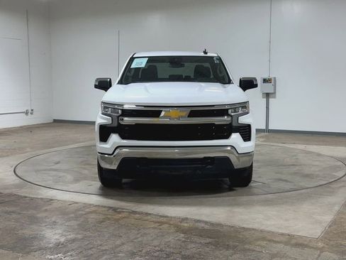 Used 2023 Chevrolet Silverado 1500 LT w/ Work Truck Package AWD/4WD image 3