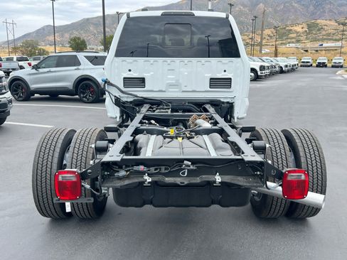 New 2026 Ford F450 XL w/ XL Chrome Package image 9