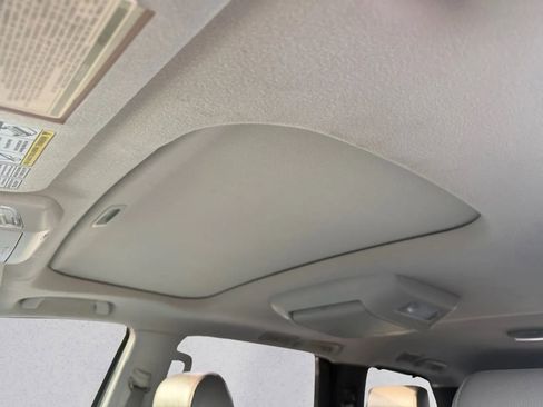 Used 2013 Toyota Sequoia Platinum image 28