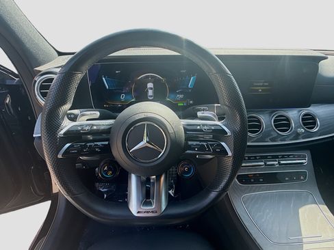 Used 2022 Mercedes-Benz E 53 AMG 4MATIC Sedan image 10