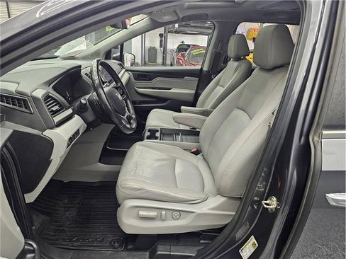 Used 2018 Honda Odyssey EX-L image 10