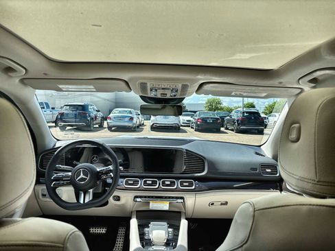 New 2026 Mercedes-Benz GLS 450 4MATIC image 20