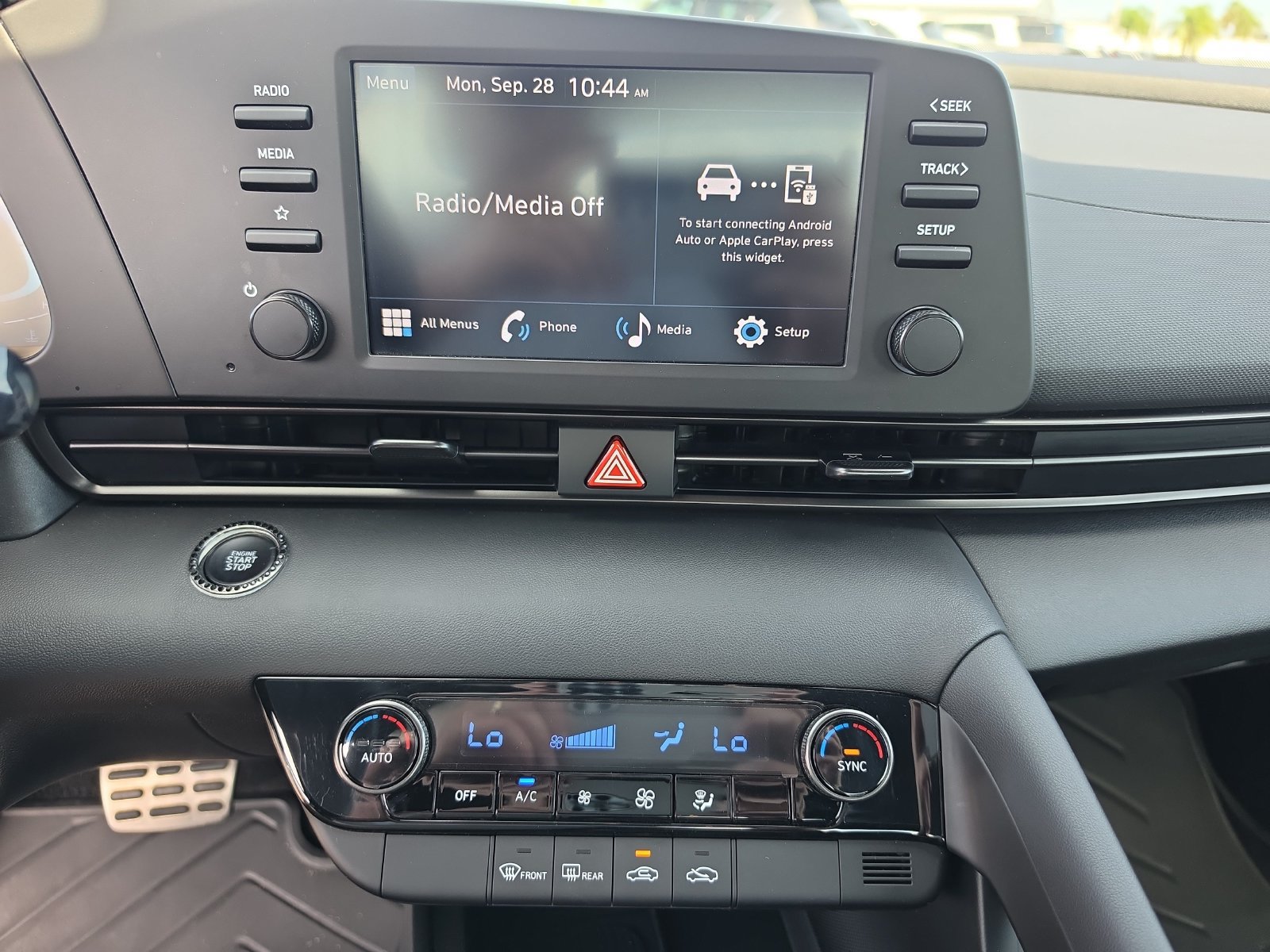Used 2026 Hyundai Elantra Sport FWD image 17