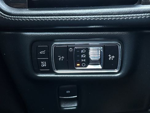 Certified 2023 Lincoln Nautilus FWD w/ Premium Package image 28