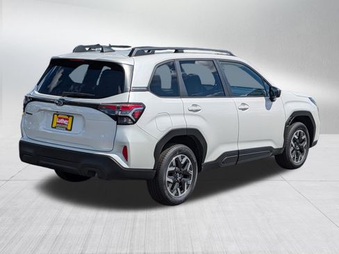 Certified 2025 Subaru Forester Premium AWD/4WD image 7
