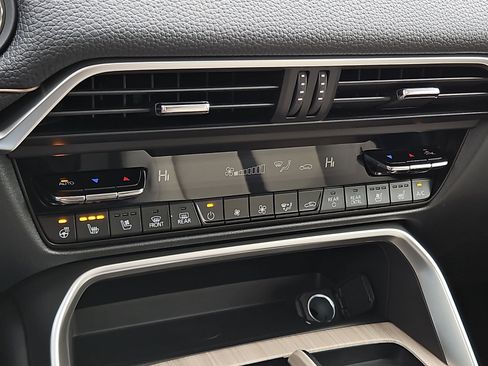 New 2026 MAZDA CX-90 3.3 Turbo w/ Preferred Package image 14