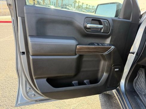 Used 2021 Chevrolet Silverado 1500 LT Trail Boss w/ LT Trail Boss Premium Package image 21