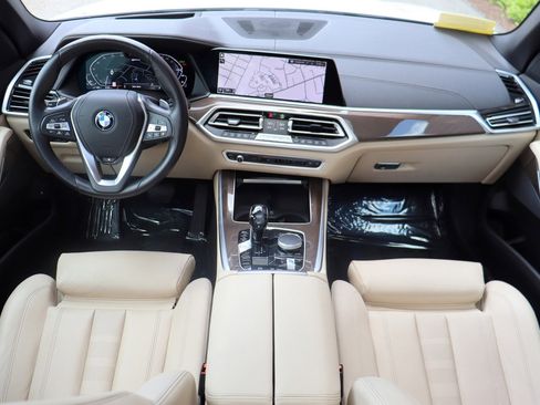 Used 2022 BMW X5 xDrive45e AWD/4WD image 9