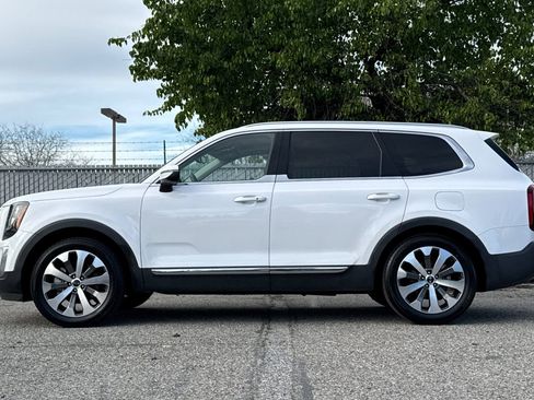 Used 2021 Kia Telluride EX w/ EX Premium Package image 7