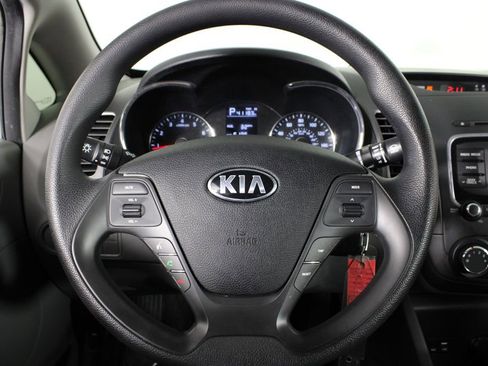 Used 2017 Kia Forte LX image 22