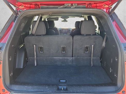 Used 2023 Chevrolet Traverse LT AWD/4WD image 12