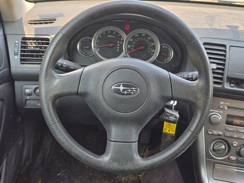 Used 2005 Subaru Legacy 2.5i AWD/4WD image 7