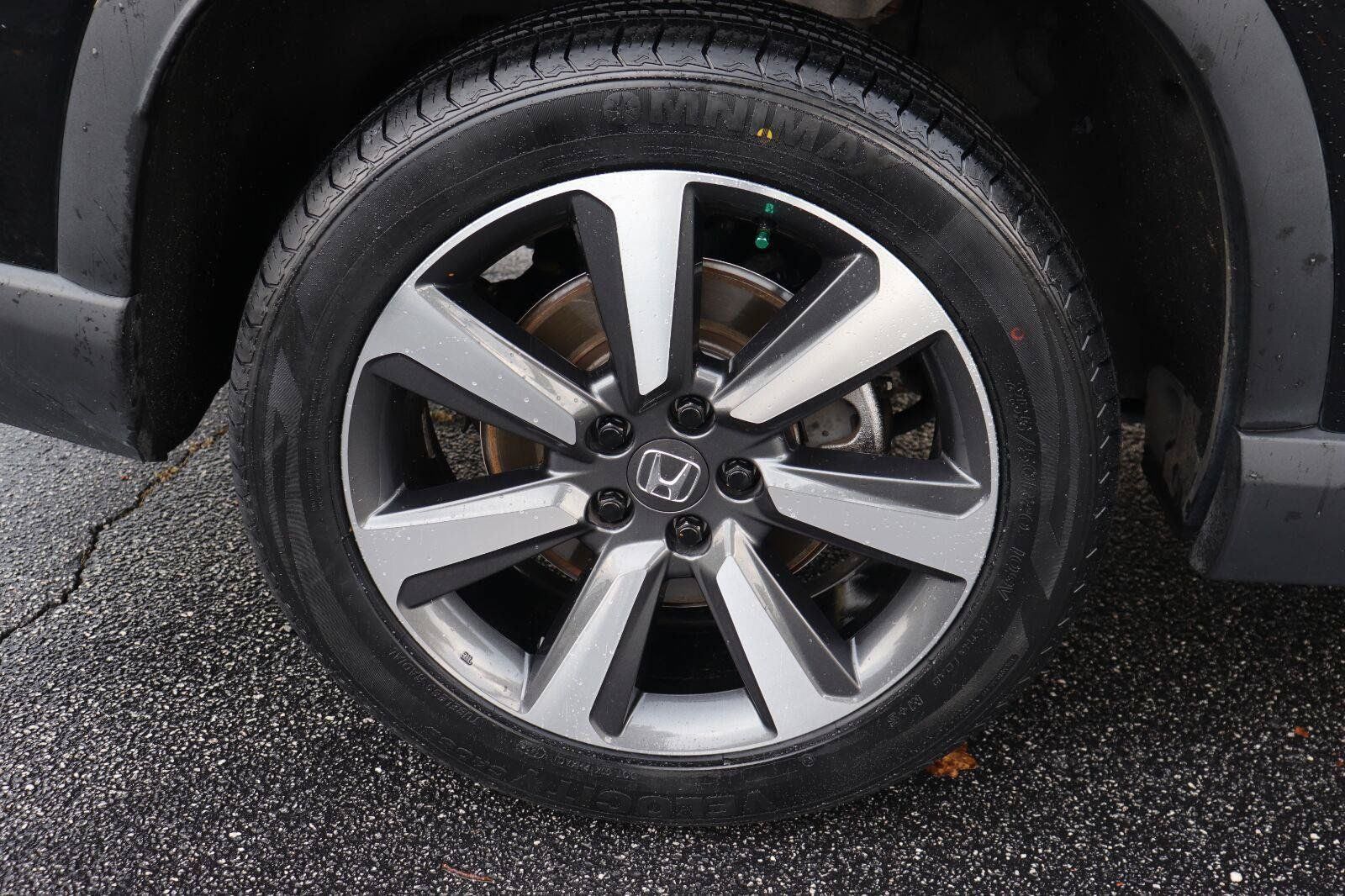 Used 2023 Honda Pilot Touring image 45