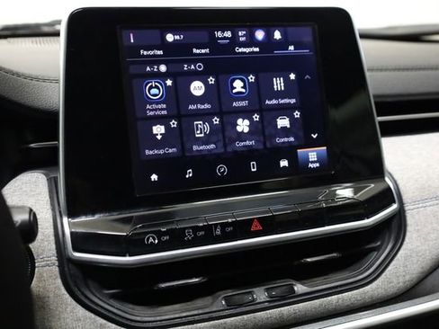 Used 2022 Jeep Compass Latitude w/ Sun and Sound Group FWD image 17