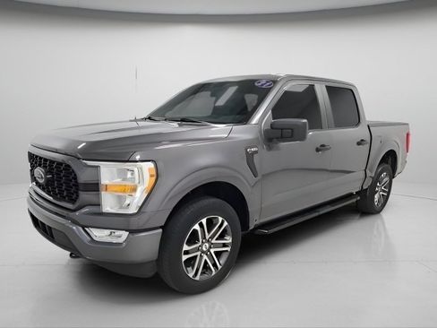 Used 2021 Ford F150 XL w/ STX Appearance Package AWD/4WD image 3