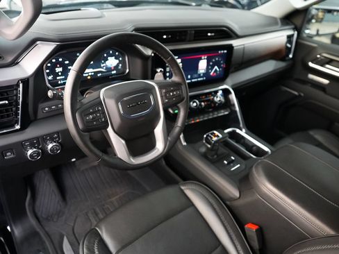 Used 2024 GMC Sierra 1500 Denali w/ Denali Reserve Package AWD/4WD image 16