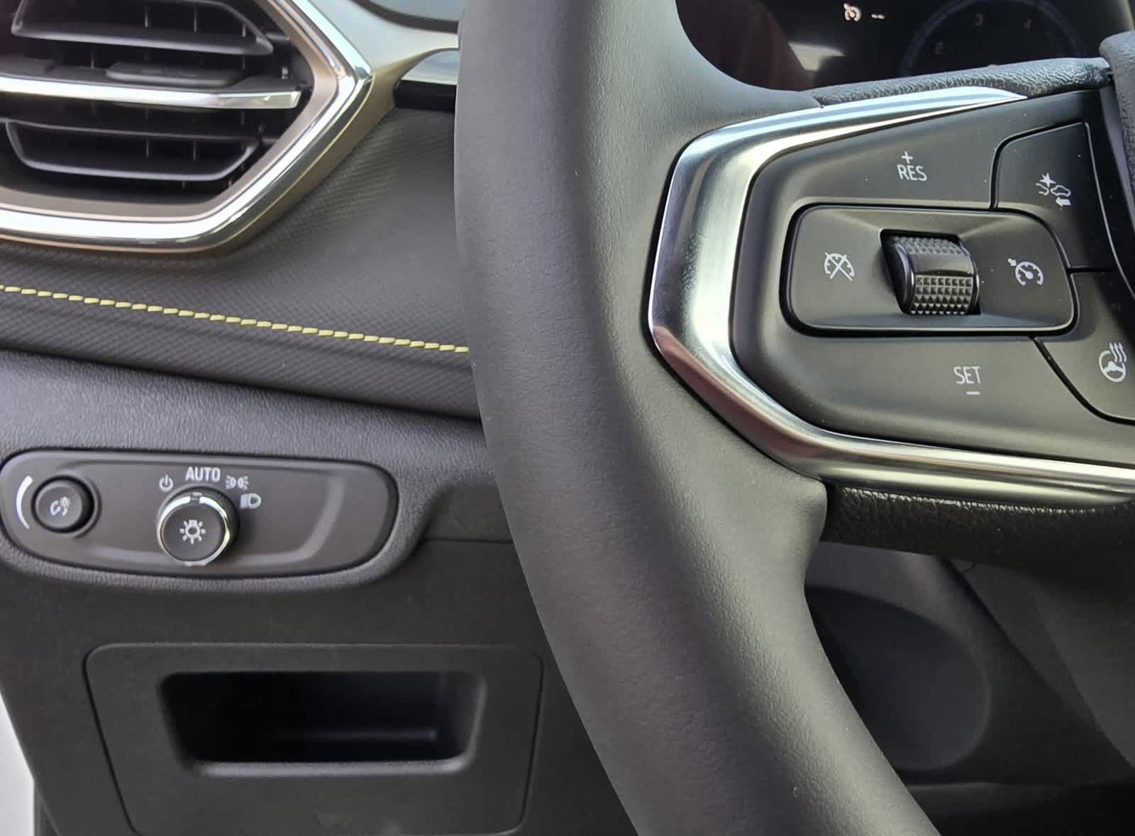 Used 2025 Chevrolet TrailBlazer ACTIV w/ Convenience Package FWD image 43
