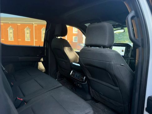 Used 2022 Ford F150 XLT w/ Equipment Group 302A High RWD image 13