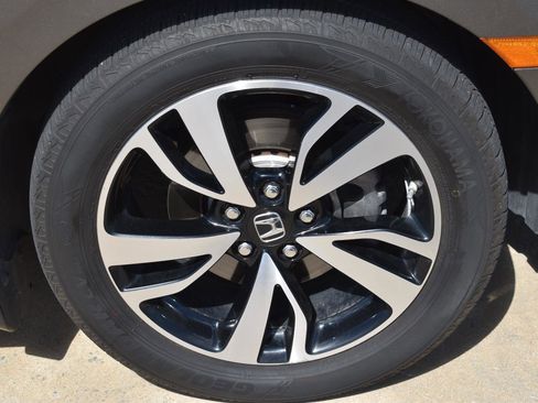 Used 2020 Honda Odyssey Elite image 12