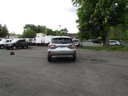 Used 2022 Ford Escape SE AWD/4WD image 5