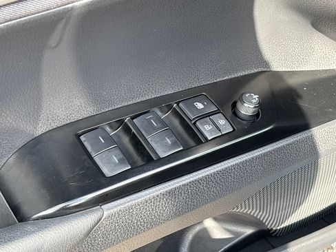 Used 2025 Toyota Camry LE FWD image 26