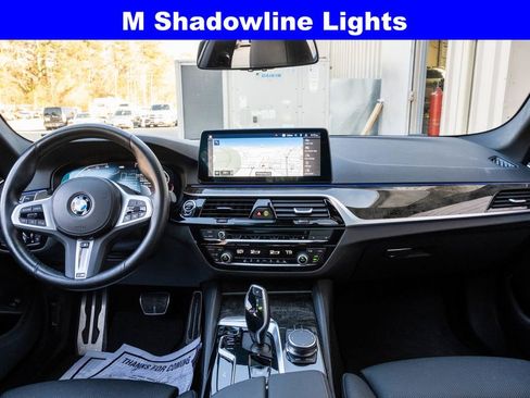 Used 2023 BMW 530i xDrive w/ M Sport Package image 18