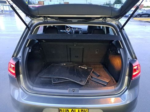 Used 2017 Volkswagen Golf SEL image 20