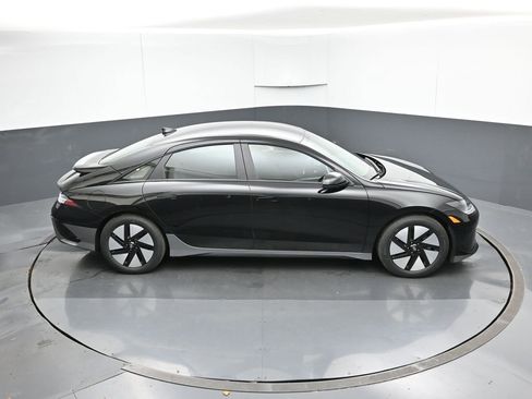 New 2025 Hyundai Ioniq 6 SE image 48