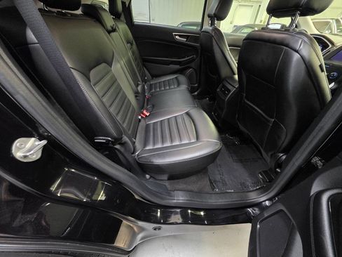 Used 2020 Ford Edge SEL image 19