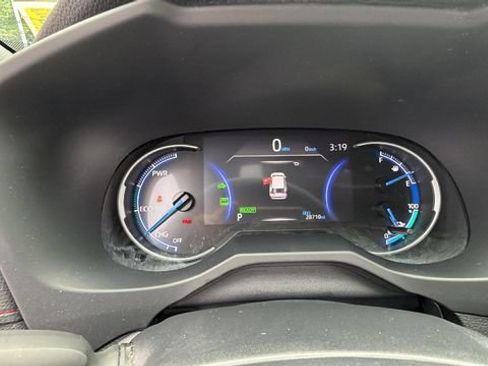 Used 2023 Toyota RAV4 SE w/ Weather & Moonroof Package AWD/4WD image 24