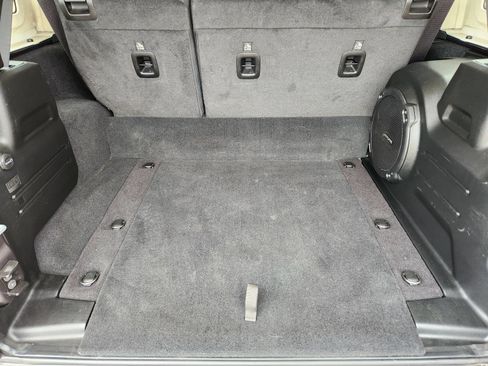 Used 2023 Jeep Wrangler Unlimited Rubicon 4xe AWD/4WD image 41