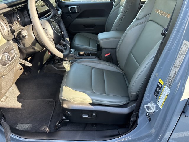Certified 2025 Jeep Gladiator Mojave AWD/4WD image 10