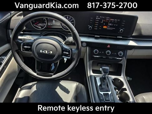 Certified 2023 Kia Carnival LX FWD image 5